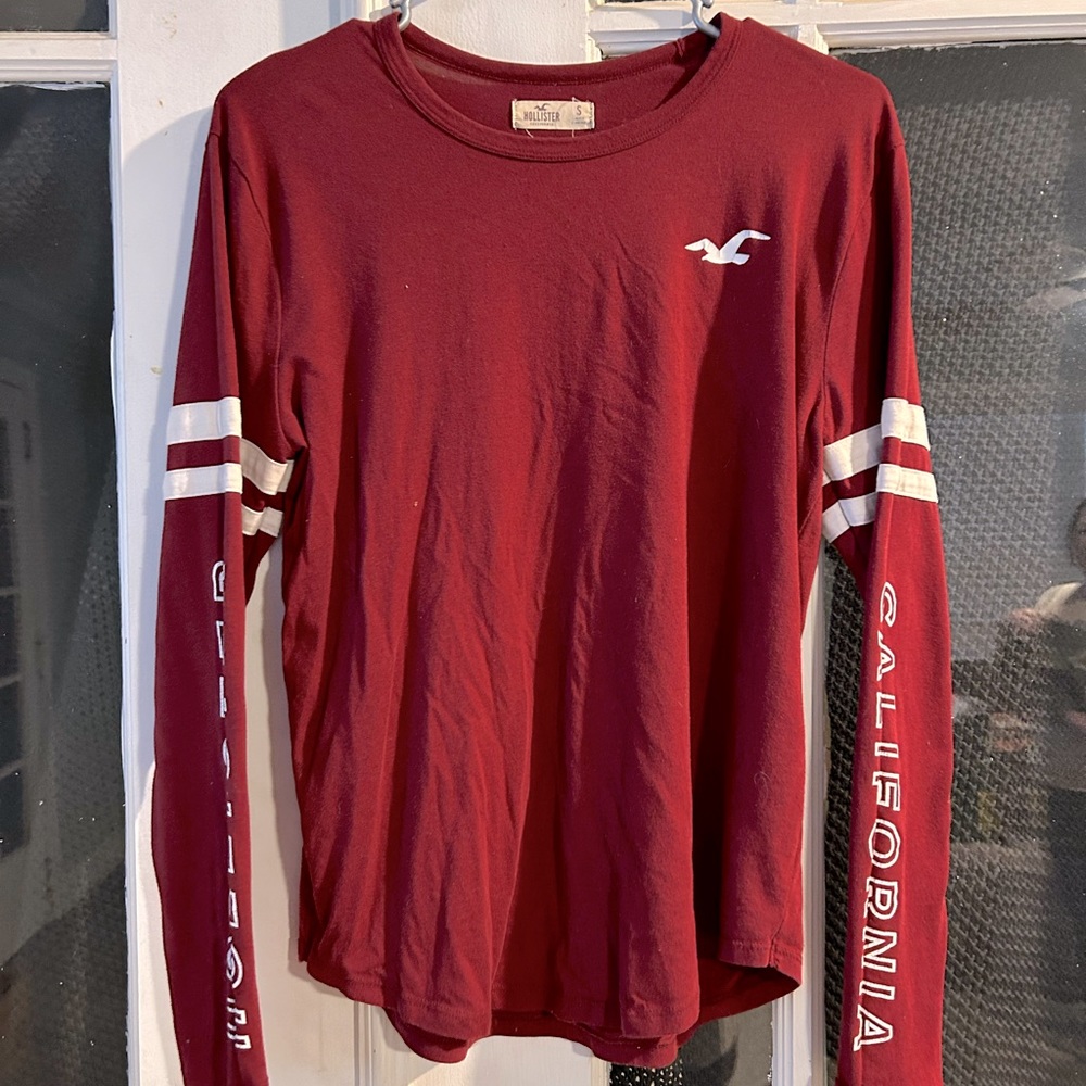 Women’s Hollister long sleeve, red, size small
